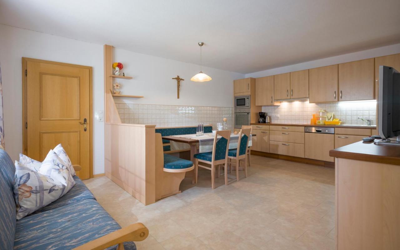 Village Apartments Ахенкірх Екстер'єр фото